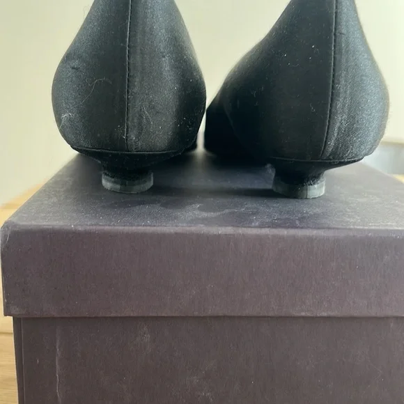 Prada heels - Picture 3 of 3